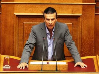 Στην αντεπίθεση ο Κουράκης για τη μισθοδ...