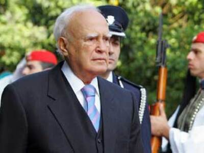 Η επανεκλογή του Κάρολου Παπούλια