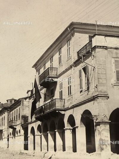 Ιταλική σχολή (στο σημερινό παράρτημα του Πανεπιστημίου, επί Κορίνθου)