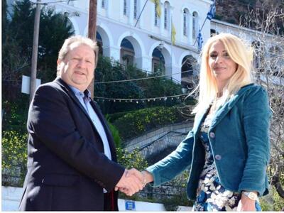 Αιγιάλεια: Υποψήφια με τον Δημ. Καλογερό...