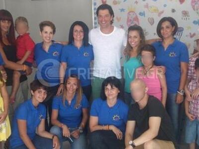 Η επίσκεψη-έκπληξη του Σάκη Ρουβά στα πα...