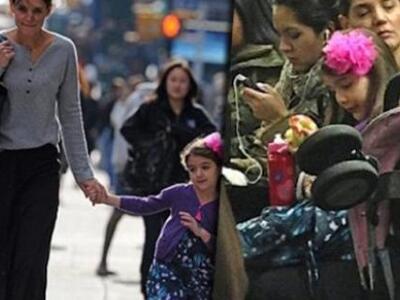 Δείτε την Katie Holmes να κοιμάται κατάκ...