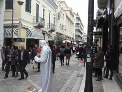 Πάτρα: "Εμφύλιος" στους εμπορο...