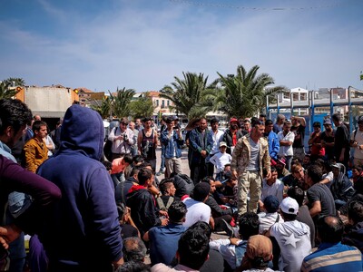 Μυτιλήνη: Συνεχίζονται οι ροές μεταναστώ...