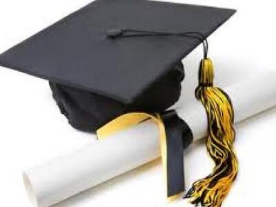 Κύπρος: Πήρε πτυχίο Νομικής στα 72 της!