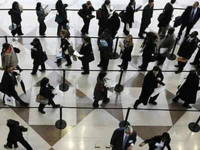 Δημόσιο: Πάνω από 35.000 φέτος οι «διαθέσιμοι»