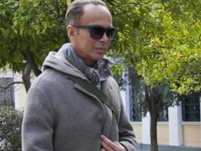 Mύκονος… τέλος για τον Λάκη Γαβαλά 