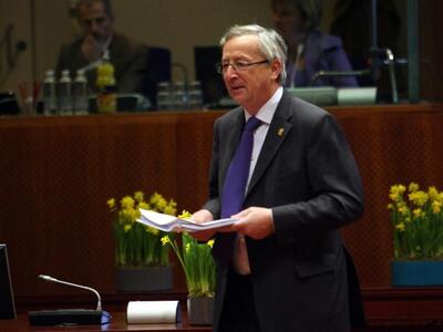 «Μεγάλος Φιλέλληνας» ο Γιούνκερ λέει ο Β...