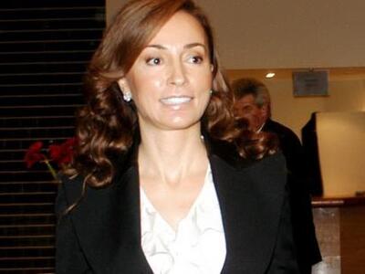 Σταμάτη: Οι γυναίκες υπουργών δεν τους ρ...