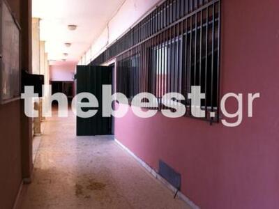 Πάτρα: Έσβησε η φωτιά στο κτίριο του Τμή...