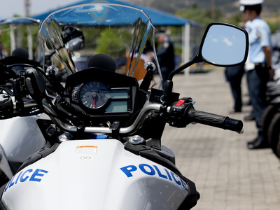Κορωνοϊός: Έλεγχοι της αστυνομίας στην Π...