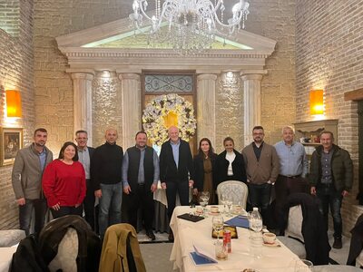 Ο Γιώργος Α. Παπανδρέου συναντήθηκε με τ...