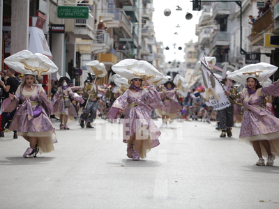 Πατρινό Καρναβάλι 2024: Όλη η Πάτρα χορε...