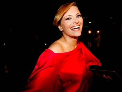 Γνωστή παρουσιάστρια ορκίζεται ότι δεν έ...