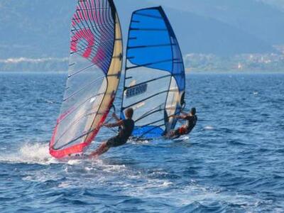 Πάτρα: Μάθετε να σερφάρετε  - Φθινοπωριν...
