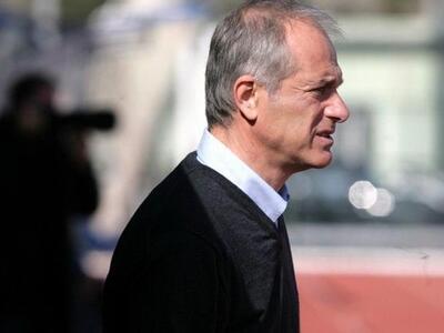 Η UNESCO τίμησε τον προπονητή της Παναχα...