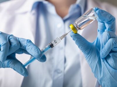 Long Covid: Το εμβόλιο μειώνει τον κίνδυ...