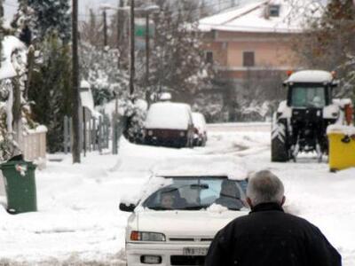 Αχαΐα: Με αντιολισθητικές αλυσίδες η κυκ...