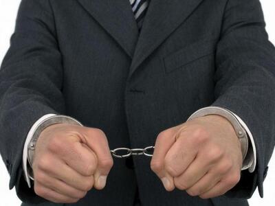 Μέχρι και ιδιοκτήτη ορνιθοτροφείου εκβία...