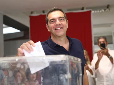 Εκλογές ΣΥΡΙΖΑ: Ο Αλέξης Τσίπρας ψήφισε ...
