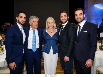 Ο κ. Κωνσταντίνος Ροδόπουλος, με τη σύζυ...