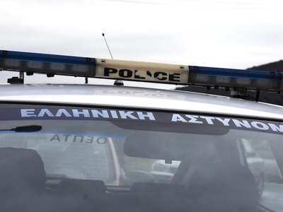 Τροχαίο στο Γομοστό – Όχημα έπεσε σε κολόνα