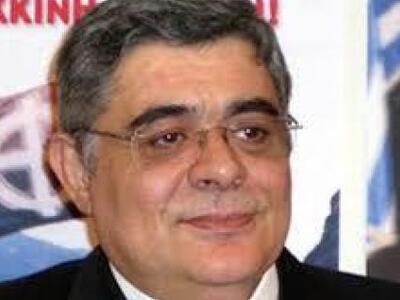 Ο Μιχαλολιάκος ζητάει και τα...ρέστα