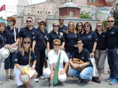 Πάτρα: "Οι δάσκαλοι χόρεψαν στην Πό...