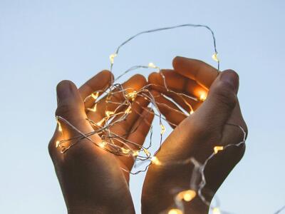 4 ζώδια βλέπουν τις ευχές τους να γίνοντ...