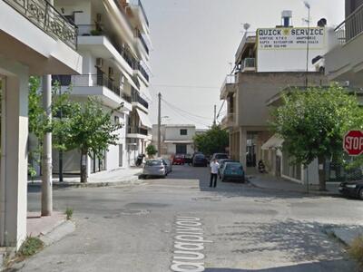 Το τέρμα της Ναυαρίνου. Θα μπει φανάρι...