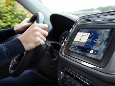 Gadget, πλοηγοί και φυσικά κινητά τηλέφω...