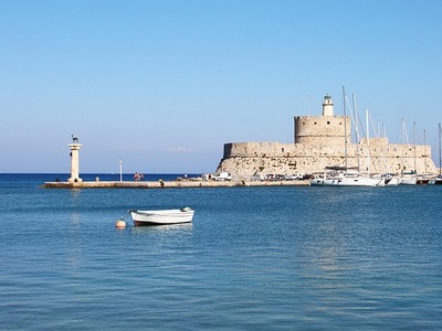 Ρόδος: Για αξέχαστες διακοπές στο νησί των ιπποτών