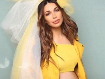 Η Ελένη Χατζίδου ανακοίνωσε α λα Beyonce...