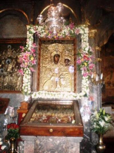 Στην Αγιάσο της Λέσβου, η Παναγία θεωρεί...