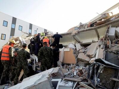  Αλβανία: 15 οι νεκροί και αυξάνονται συνεχώς