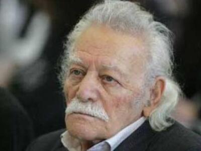 Τι ρώτησε ο Γλέζος τον Γιούνκερ