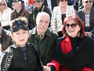 Με φειδώ οι προσκλήσεις για την εξέδρα τ...