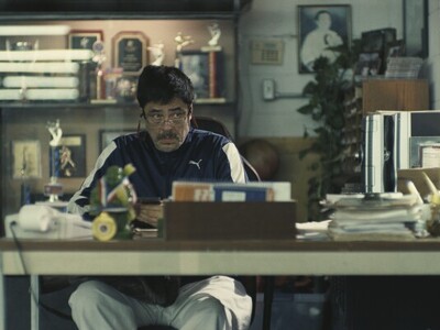 Ο Μπενίτσιο Ντελ Τόρο στο "Μια Μάχη...