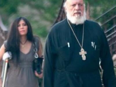 Η New York Post δημοσιεύει το "ροζ&...