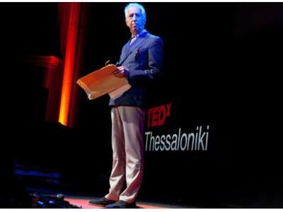 Κωνσταντίνος Τζούμας : «Ξέρεις κανέναν ε...