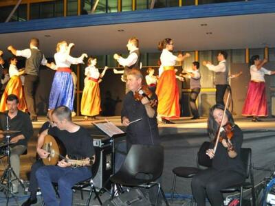 Πάτρα: Το χορευτικό τμήμα του Δήμου παρο...