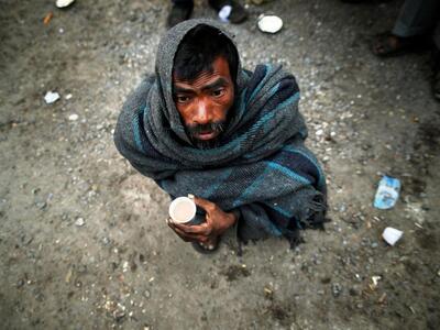 Βank run στην Ινδία – Στέγνωσαν οι τράπε...