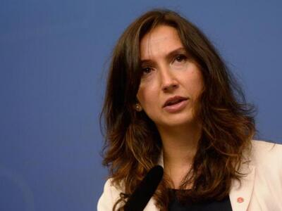 Παραιτείται η νεαρότερη Σουηδέζα Υπουργό...