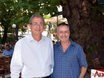 Ο ηθοποιός του "Καφέ της Χαράς&quot...