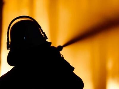 Γερμανία: Έκρηξη και πυρκαγιά σε διυλιστ...