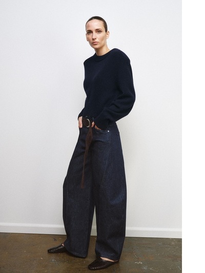 Eντονο barrel σε σκούρο μπλε στην κολοκα...