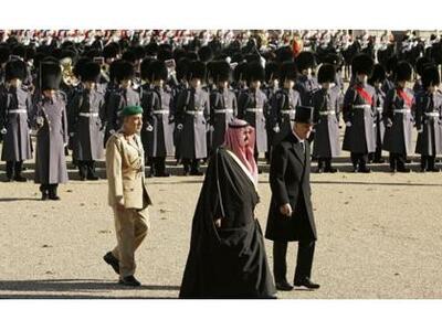 Φυλακισμένες από τον πατέρα τους στο παλ...