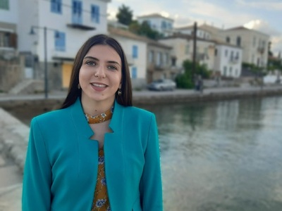 Νικολία Σαββοπούλου: Δείξε μου το σύμπτω...