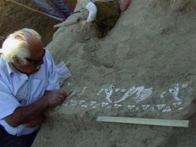 Πέθανε ο διαπρεπής αρχαιολόγος Βίκτωρ Σα...