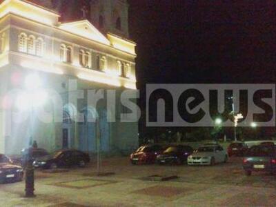 (Εορταστικό) παράνομο παρκινγκ στην κεντ...